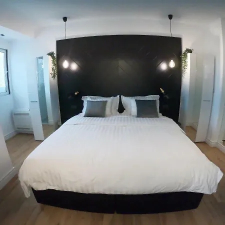 Apartment Tiranatop Suites 3 1000 Ft2 Tirana